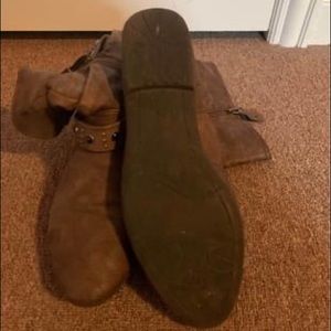 Brown boots